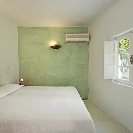 Vila Eborio Cycladic Traditional