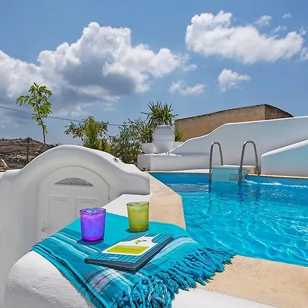 Villa Eborio Cycladic Traditional Emporio (Santorini)