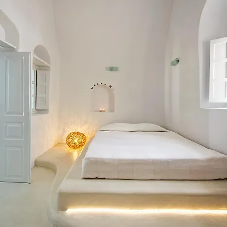 Eborio Cycladic Traditional *